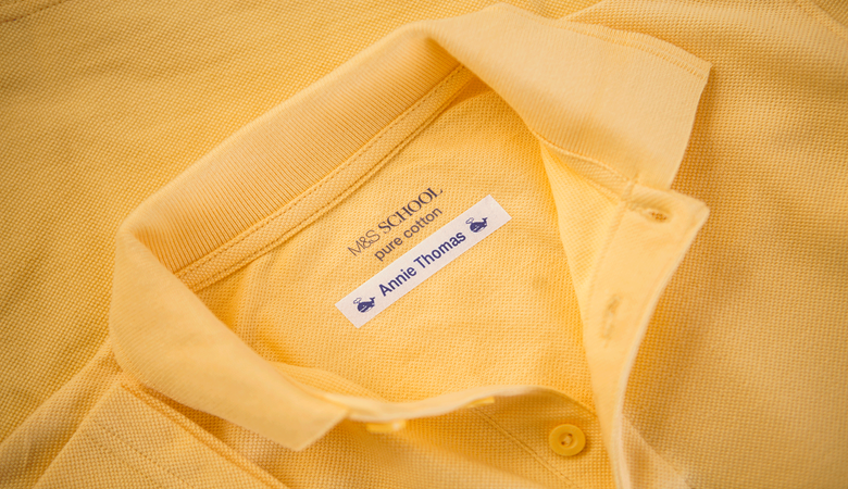 Gul polo med label